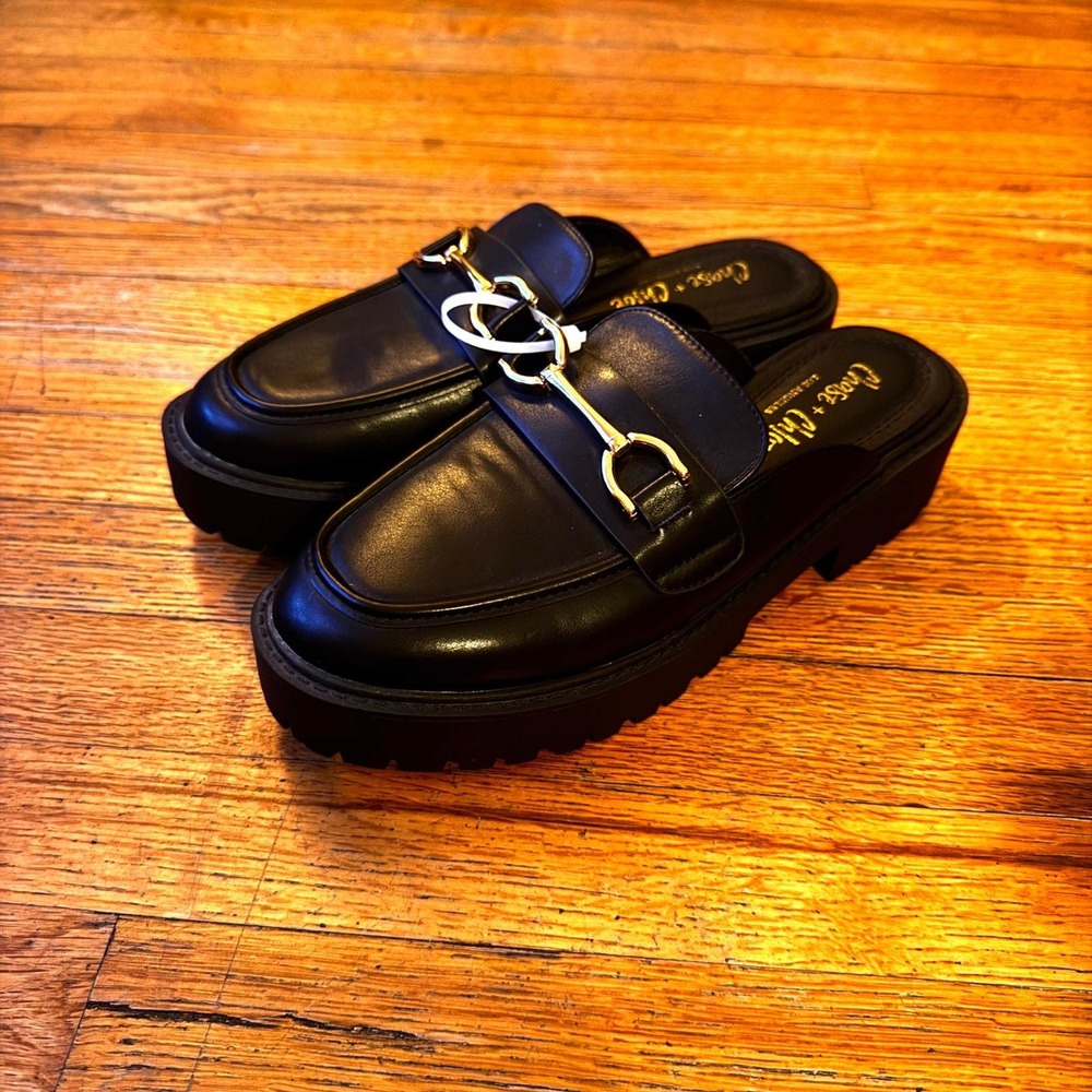Chase + Chloe Black Platform Loafer Mules Women Gold Horsebit Detail Size 8